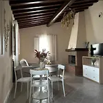 Podere La Saliciaia Lejlighed *