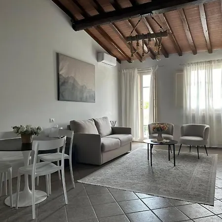 Podere La Saliciaia Apartament *